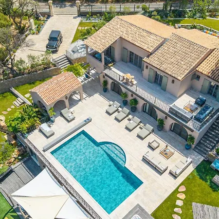 8 Piscine Sauna Jacuzzi, A 3mn Des Plages De Pampelonne فيلة سان تروبيه