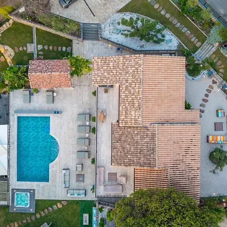 Villa 8 Chambres Piscine Sauna Jacuzzi, A 3Mn Des Plages De Pampelonne